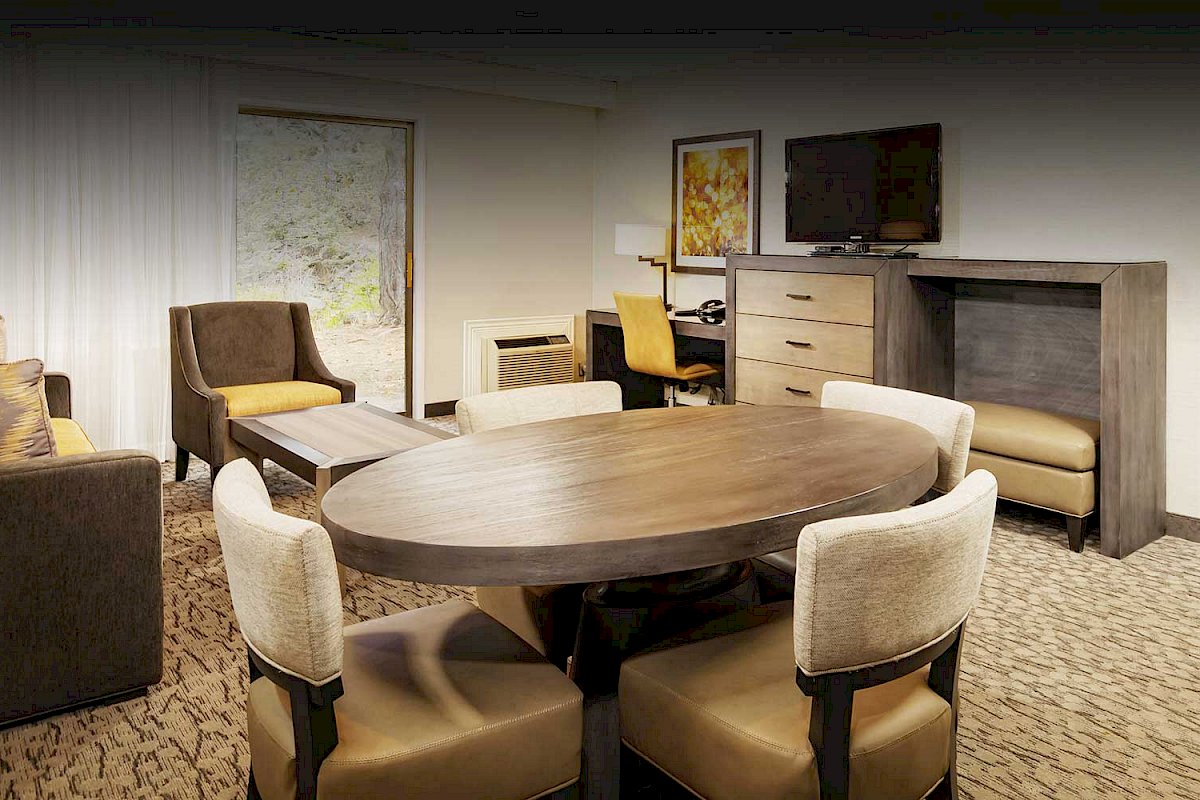 Riverhouse on the Deschutes