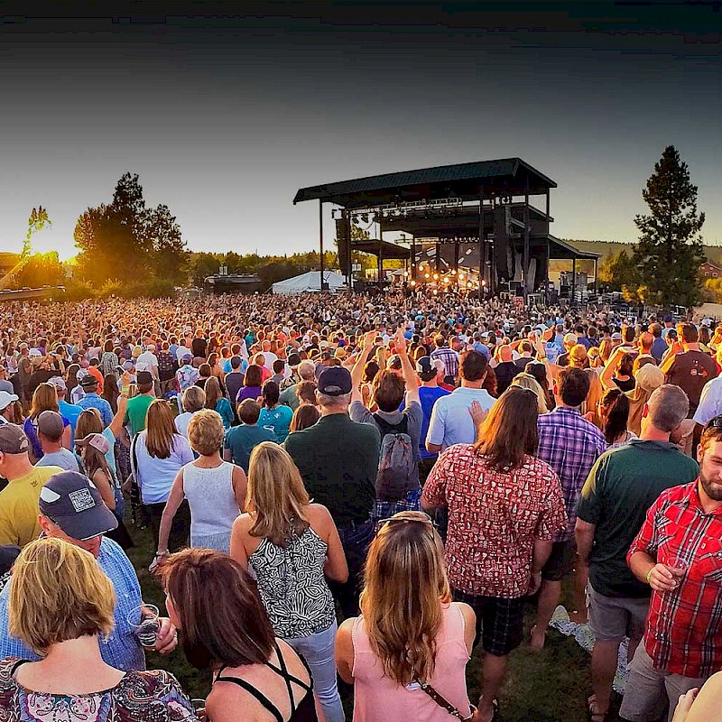 Riverhouse on the Deschutes